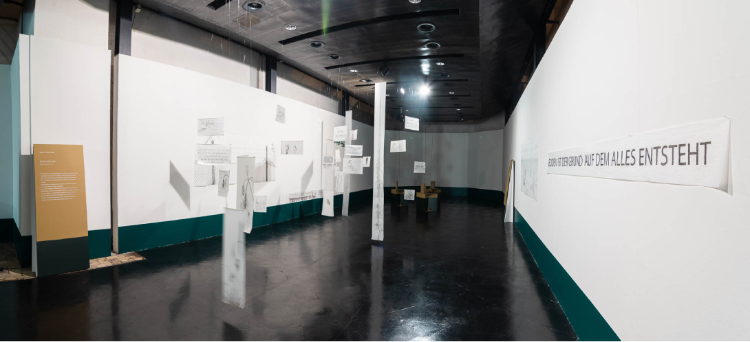 claudia berta_guggi_genger_bodenstaendig_exhibition design_09